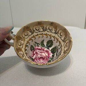 Foley Vintage Pink Cabbage Rose Teacup With Gold Detailing